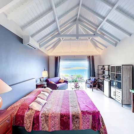 Blue Room In A Shared Villa Diamant With Communal Pool And Sea View Гран-Каз Экстерьер фото